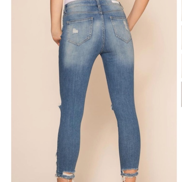 light-wash distressed denim cropped skinny jeans - Picture 3 of 3